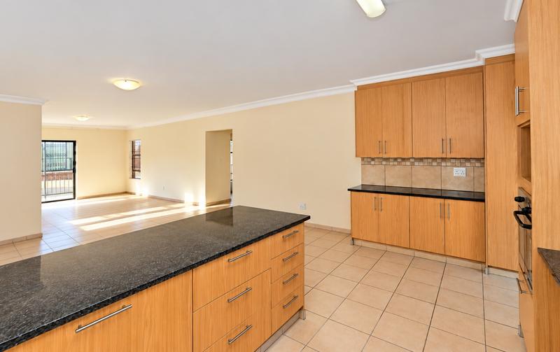2 Bedroom Property for Sale in Langenhovenpark Free State